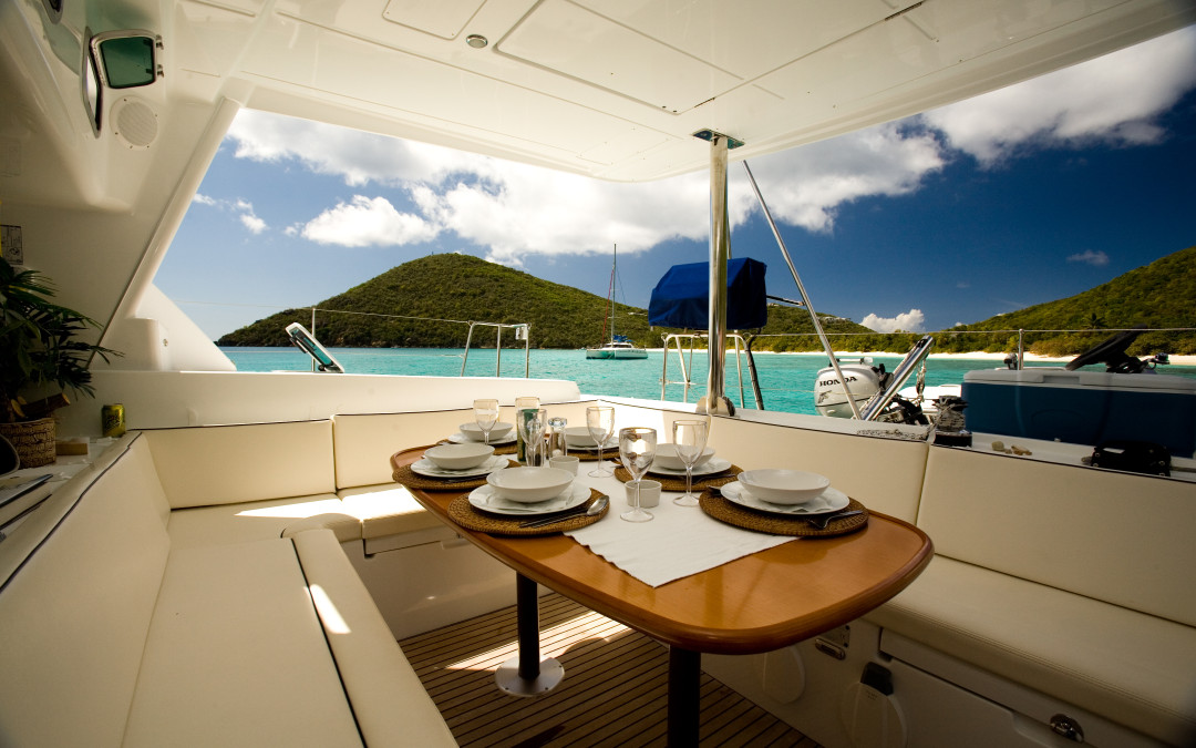 ‘HYPNAUTIZED’ on Caribbean Charter Yacht