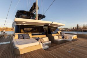 Moon 60 Hull 8 2025 Moon 60 Hull 8 2025